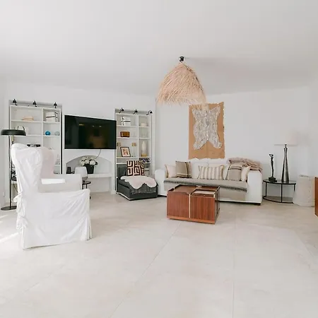Villa Piscine Sur Les Hauteurs De Cannes *